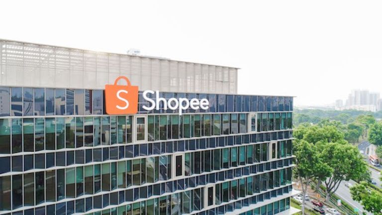 Cuộc chơi “đốt tiền” của thương mại điện tử có hồi kết: Shopee Việt Nam doanh thu tăng vọt, lần đầu báo lãi luôn 3.000 tỷ khi các đối thủ vẫn lỗ đậm